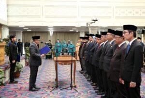 Pj Gubernur Samsudin Melantik 12 Pejabat Tinggi di Lingkungan Provinsi Lampung