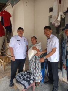 Pemkot Bandar Lampung Salurkan Bantuan Beras untuk Korban Banjir