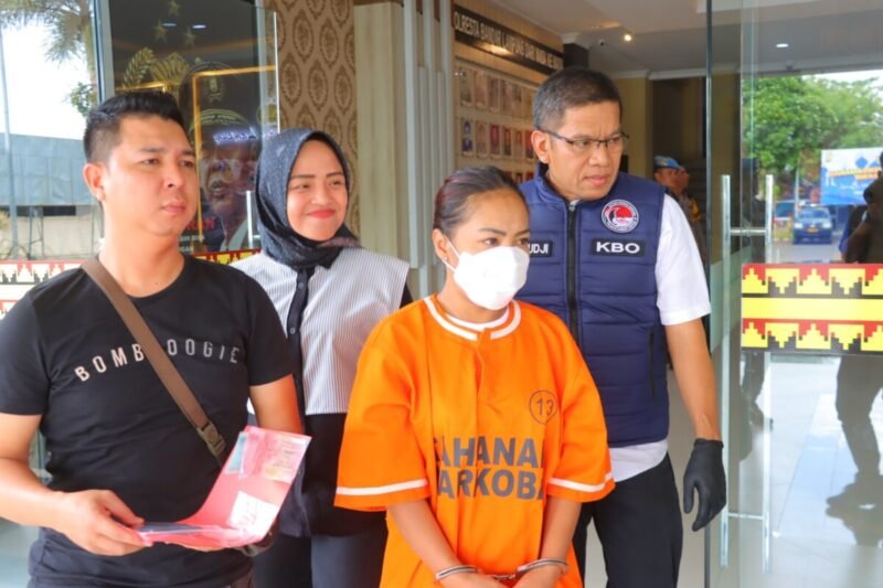 Perempuan Bandar Sabu Di Bandar Lampung Ditangkap, Satu Pelaku Masih DPO