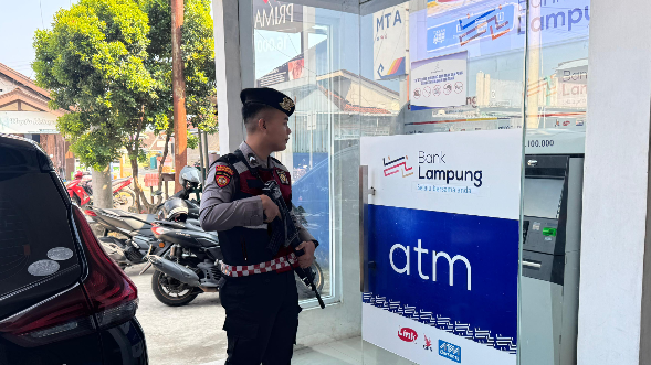 Polres Pesisir Barat Laksanakan Pengamanan Objek Vital Bank Lampung