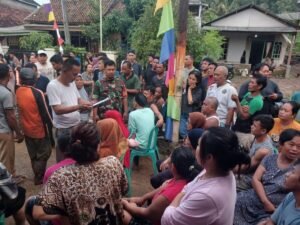 Pemerintah Kota Salurkan Uang Tunai Kepada Korban Banjir dan Tanah Longsor