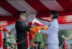 Upacara Penurunan Bendera Merah Putih dalam Rangka HUT RI ke-80 Berlangsung Khidmat di Lampung