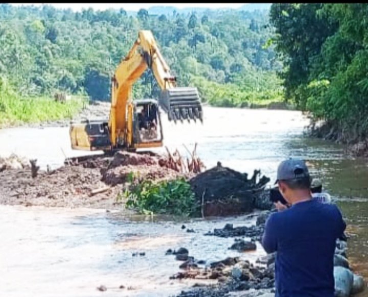 Bupati Tanggamus Gerak Cepat Instruksikan BPBD Normalisasi Saluran Irigasi di Kecamatan BNS