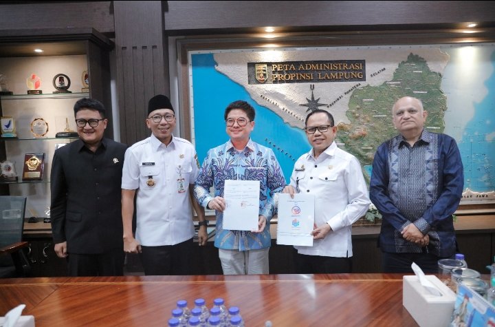 Penandatanganan MoU PT Wahana Raharja dan World Food Hub untuk Kembangkan Pusat Logistik Pangan Halal di Lampung
