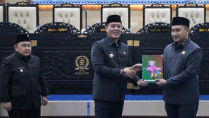 Bupati dan Wakil Bupati Pesisir barat Hadiri Rapat Paripurna Penyampaian Nota Pengantar KUA-PPAS APBD 2026