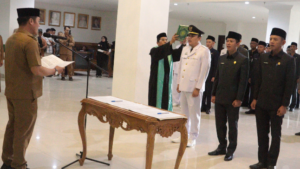 Bupati Dedi Irawan Resmi Lantik 61 Pejabat Pengawas dan Administrator, dan Kepala UPTD Puskesmas