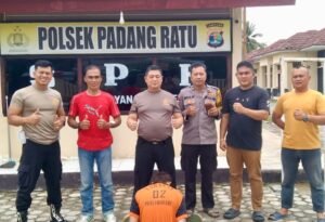 Tekab 308 Polsek Padang Ratu Ringkus Buron Kasus Curas dan Curat