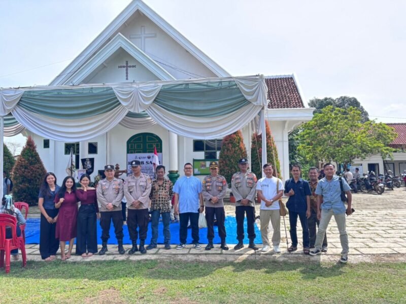Apel Kompi Siaga Regu II Melaksanakan Patroli Dialogis Di Tempat Rawan Kejahatan Dan Serta Melakukan Pengamanan Ibadah Umat Kristiani.