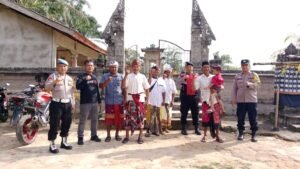Jajaran Polres Mesuji Sebanyak 43 Personil  Melaksanakan Pengamanan Ibadah Kuningan