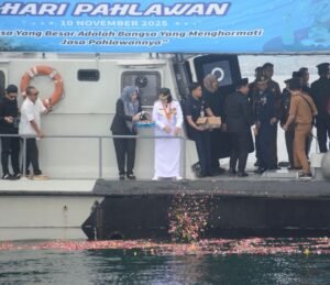 Eva Dwiana Pimpin Upacara Ziarah Tabur Bunga Peringatan Hari Pahlawan ke-80