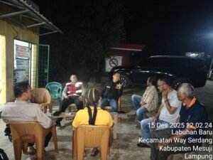 Kapolsek Way Serdang Sambangi Warga Desa Labuhan Baru