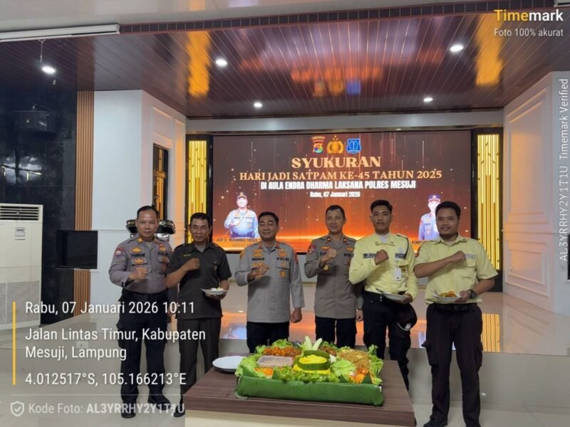 Kapolres Mesuji AKBP Dr. Muhammad Firdaus., S.I.K., M.H Menggelar Syukuran Dalam Rangka Memperingati HUT Satpam Ke 45 Tahun