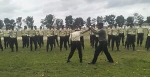 Satpam PT. SIP Mendapatkan Pembinaan Dan pelatihan Beladiri Dari Jajaran Sat Binmas Polres Mesuji