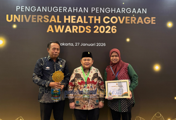 Pemkab Pesisir Barat Raih UHC Award Kategori Pratama Tahun 2026