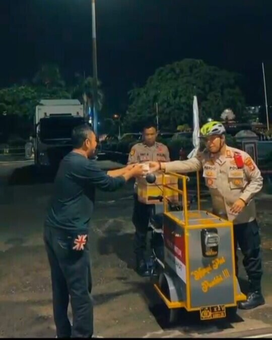 Berbagi Sahur Gratis, KSKP Bakauheni Bagikan 30 Rice Bowl Tiap Hari Selama Ramadan