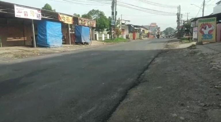 Jalan Pulau Damar Diperbaiki, Warga Apresiasi Pemkot Bandar Lampung ‎