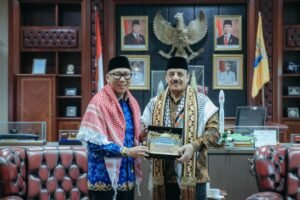 Gubernur Rahmat Mirzani Djausal Terima Kunjungan Kehormatan Duta Besar Palestina Abdalfatah A.K. Alsattari
