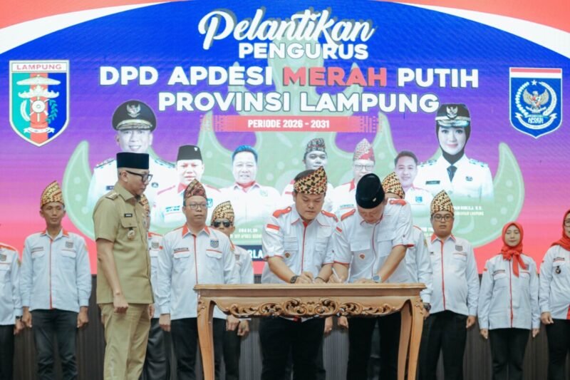 Pelantikan Apdesi, Rahmat Mirzani Djausal Genjot Hilirisasi Desa dan Produktivitas Pertanian