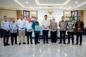 Wagub Jihan Serahkan Bantuan Rp500 Juta Untuk Tapanuli Selatan, Bobby Apresiasi Kepedulian Lampung ‎