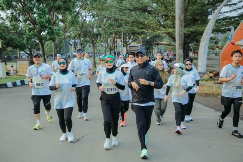 Gubernur Mirza dan Ketum HIPMI Akbar Buchari Meriahkan Half Marathon Lampung 2026