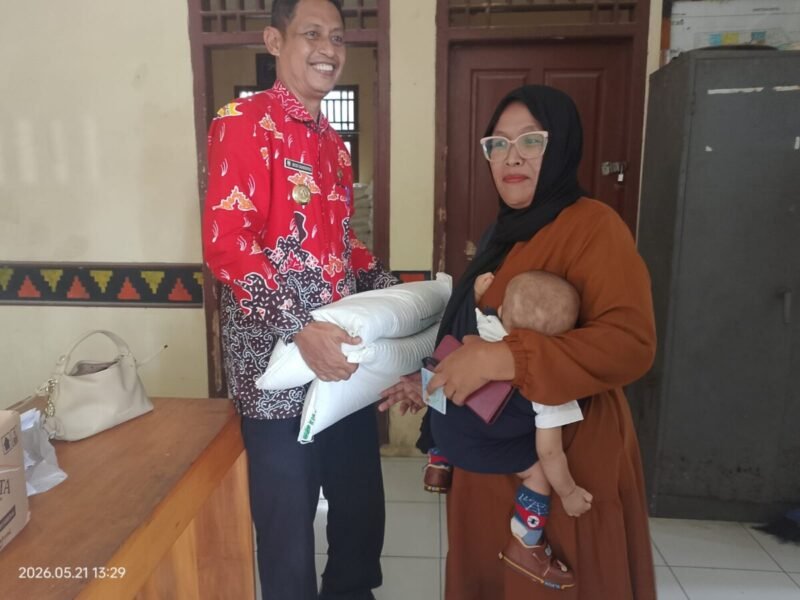 Bantuan Pangan 2026 Disalurkan, Warga Korpri Jaya Terima Beras dan Minyak Goreng