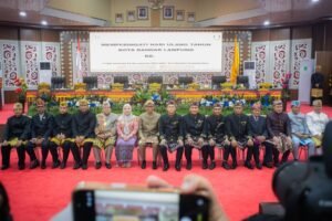 Hadiri Paripurna HUT ke-344 Kota Bandar Lampung Gubernur Apresiasi Kinerja Pemkot  ‎
