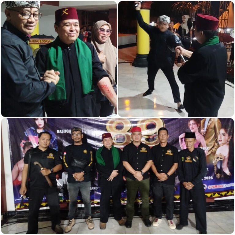 Ribuan Warga Metro Terpukau! Debus Surosowan dan Aksi H. Tb. Ismail Saleh Jadi Magnet Pesta Rakyat HUT ke-89