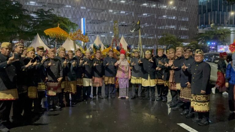 Festival Karnaval Nusantara Semarakkan Rakernas XVIII APEKSI