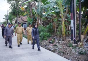 Wali Kota Bandar Lampung Eva Dwiana Tinjau Hasil Perbaikan Jalan Wala Kuba di Way Laga