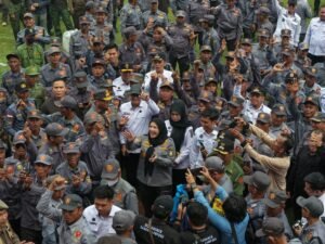 Satlinmas Didorong Perkuat Peran Hadapi Bencana dan Gangguan Ketertiban ‎