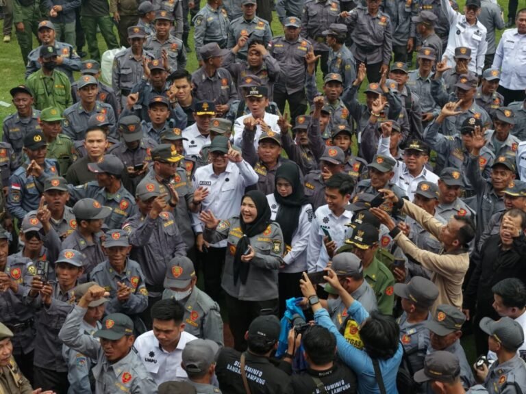 Satlinmas Didorong Perkuat Peran Hadapi Bencana dan Gangguan Ketertiban ‎